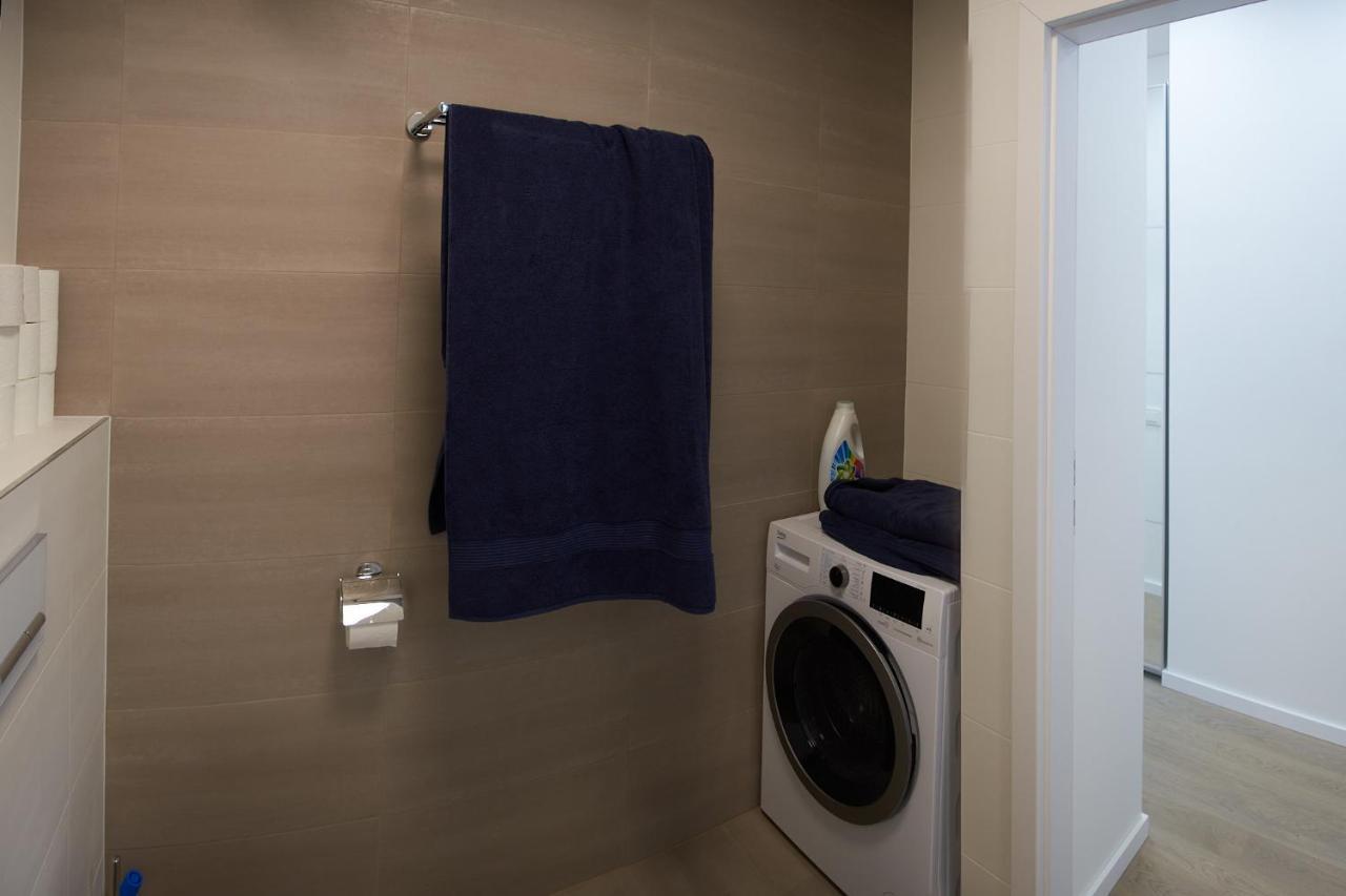 Studio Apartment In The Heart Of Riga Old Town Luaran gambar